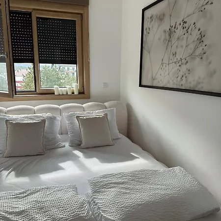 Apartament Beli Dvor